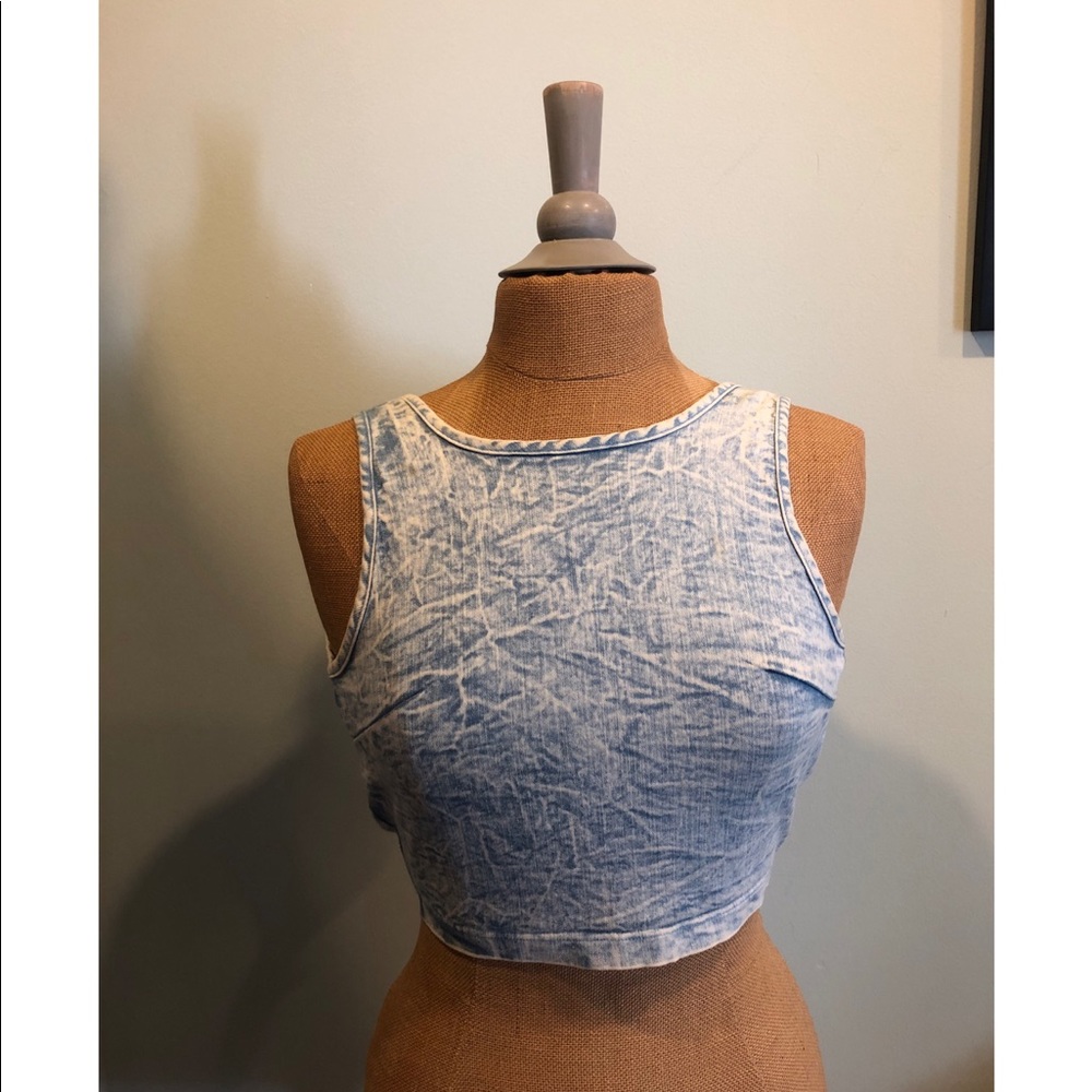 Crop top